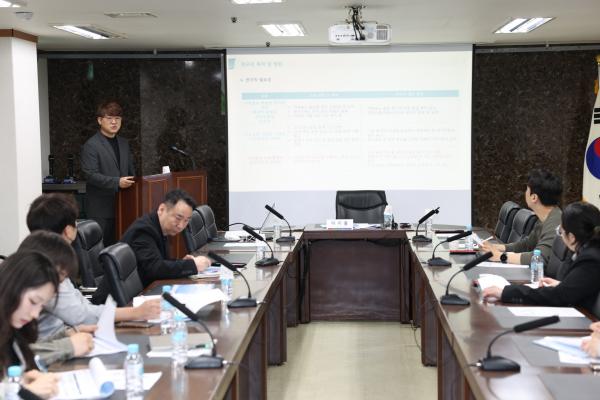 [한돈협 보도자료] 가축분뇨 액비, 화학비료 대체 시 영농소득 연 22만 원 증가·탄소 233kg 저감 효과도