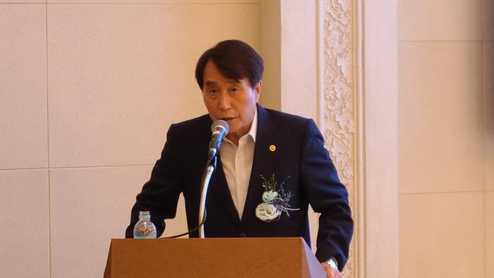 국산 분사식(피내접종)주사기 발표회