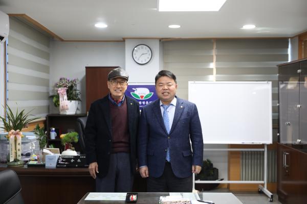 이기홍 회장, 다비육종 윤희진 고문과 면담